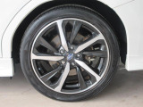 左後 オシャレは足元からが基本!アルミホイールが決まってます!「*ホイールロックナットは展示用です」