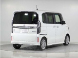 ◆アダプティブクルーズコントロール◆予め設定した車速内でクルマが自動的に加減速。前走車との適切な車間距離を維持しながら追従走行します。【LKAS】車線維持支援システムでステアリング操作を支援。