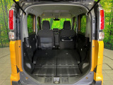 普段のお買い物や通勤、送迎等に十分な荷室スペースを確保しております。セカンドシートを倒すと、大きな荷物の積載も可能です♪