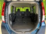 普段のお買い物や通勤、送迎等に十分な荷室スペースを確保しております。セカンドシートを倒すと、大きな荷物の積載も可能です♪