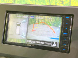 【アラウンドビューモニター】専用のカメラにより、上から見下ろしたような視点で360度クルマの周囲を確認することができます☆死角部分も確認しやすく、狭い場所での切り返しや駐車もスムーズに行えます。