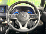 【純正革巻きステアリング】上質な革を使用することで、手にしっかり馴染みとても運転しやすいハンドルです♪
