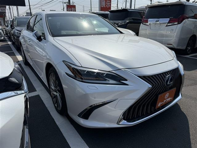 ES 300h バージョンL 禁煙車 サンルーフ 純正12.3インチナビ