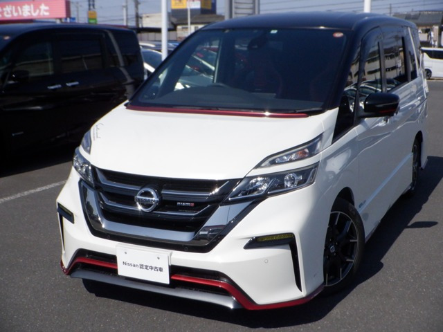セレナ  2.0 NISMO