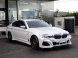 BMW在庫保有台数常時100台以上!ご来店の際はBMW本店(厚木市下荻野140-1)にご来店ください!弊社自慢の全天候型ショールーム!BMW在庫保有台数常時100台以上ございます!