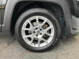 ご納車後も安心の認定中古車保証がございます。走行距離無制限で修理部品交換はもちろん、24時間365日対応による無料ロードサービスも付帯されます。