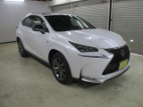 NX 200t Fスポーツ 4WD 