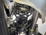 お車を安心してお乗りいただく為には、足回りの定期点検が欠かせません。サービスサポート(有償保証)では無料点検もご提供しており、安心のカーライフをお過ごしいただけるサポート体制が整っています。