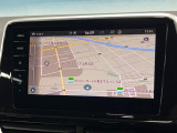 ●純正ナビ:一体感のあるナビは、高級感ある車内を演出してくれます。オーディオ機能も充実しておりますので、運転もより楽しめます♪