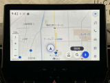 ディスプレイオーディオを装備。スマホとクルマをつなぐことで、これまでのナビに加えて、いろんなサービスが楽しめます。