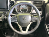 ステアリングも使用感が少なく、きれいな状態となっております♪