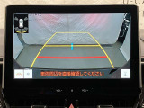 バックモニターで、後方を確認しながら安心して駐車することができます。運転初心者も熟練者も必須の機能ですよ!
