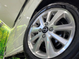 【純正14インチアルミホイール】外観にマッチした純正アルミホイールを装着しております。各種社外アルミホイールや、スタッドレスタイヤも取扱いしております。是非ご相談ください♪