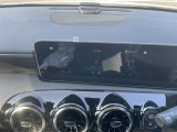 Aクラス A200d 禁煙車 黒ハーフ革シート 純正ナビ