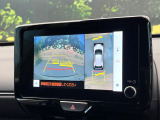【パノラミックビューモニター】専用のカメラにより、上から見下ろしたような視点で360度クルマの周囲を確認することができます☆死角部分も確認しやすく、狭い場所での切り返しや駐車もスムーズに行えます。
