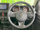 【純正革巻きステアリング】上質な革を使用することで、手にしっかり馴染みとても運転しやすいハンドルです♪