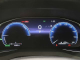 とっても見やすいメーターです。夜のドライブも楽しみになりますよ♪