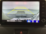 バックでの車庫入れも安心です! リアカメラが付いているバックモニター付のナビを装備しております。操作線もついており距離感も画面から確認できます。