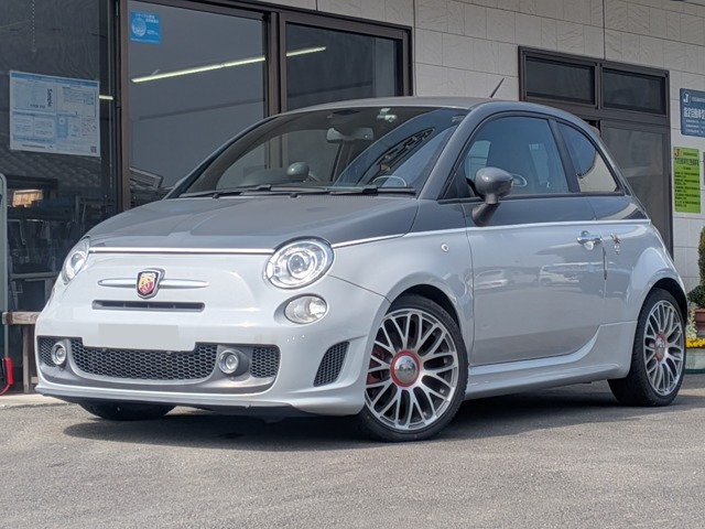 アバルト595 ツーリズモ リミテッド 