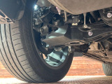 お車を安心してお乗りいただく為には、足回りの定期点検が欠かせません。サービスサポート(有償保証)では無料点検もご提供しており、安心のカーライフをお過ごしいただけるサポート体制が整っています。