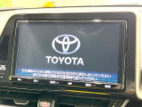 【大画面ナビ】人気の大型9インチナビを装備。存在感のある大画面はインパクト大!ナビ利用時のマップ表示は見やすく、テレビやDVDは臨場感がアップ!いつものドライブがグッと楽しくなります♪