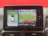 アラウンドビューモニター付きですので、車庫入れも楽々です。