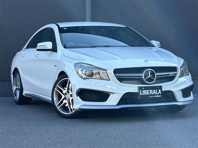 CLAクラスAMG CLA45 4マチック 4WD4WD 本革シート