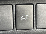 【パワーバックドア】スマートキーや運転席のボタンを押すだけでリアゲートが自動で開閉します!荷物を持っている時や、高い位置にあるバックドアを閉める際に便利な機能です♪