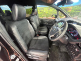 運転席シート廻りは使用感も少なく、良好な状態となっています。丁寧に使われていたことがよくわかりますね。