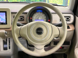 ステアリングも使用感が少なく、きれいな状態となっております♪