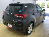 当店では車両本体価格以外に、諸費用を含めた支払総額も表示しておりますので、お客様の予算にピッタリのおクルマお選びができます。コーティングやJAFをセットにしたオトクな購入パックも好評です。