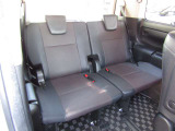 広々サードシート!