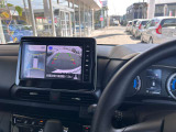 上空から見下ろしたような表示で車両感覚のつかみやすい『アラウンドビューモニター』に移動物検知警報(MOD)があり更に安心です。