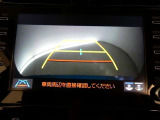 バックガイドモニターで、後方を確認しながら安心して駐車することができます。運転初心者も熟練者も必須の機能ですよ!