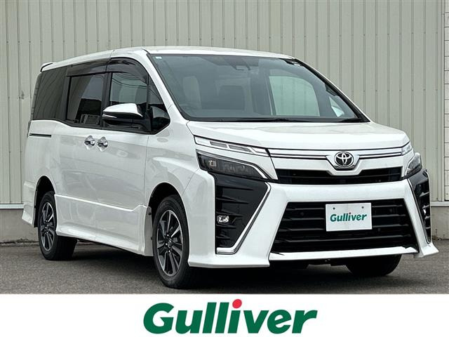 ヴォクシー 2.0 ZS 煌III 4WD 修復歴無し