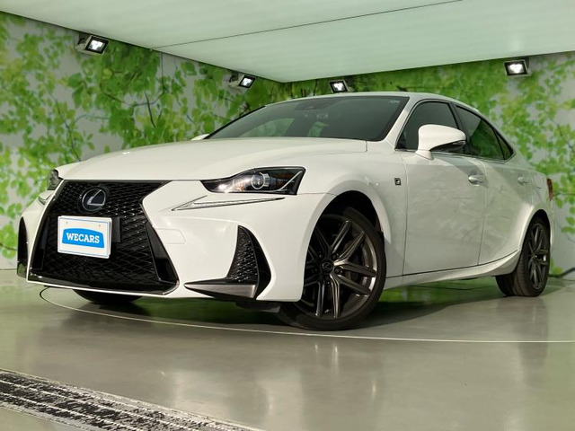 IS200t Fスポーツ