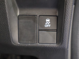 VSA(Vehicle Stability Assist)が装備!!VSAはコーナリング時の横滑りを抑制する機能と車両の急激な挙動変化を抑える機能で、安定した走行を実現していいます!!