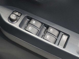 パワーウインドウを装備しております!後席ウインドゥの閉め忘れも運転席で解決できます♪
