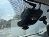 【ドライブレコーダー】ドライブレコーダー装備!走行中はもちろん、あおり運転や事故に遭遇した際、映像で記録し、万一のリスクに備えます。※記録用SDカードはお客様ご自身でご準備いただく必要があります。