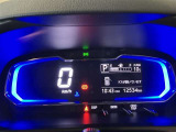 視認性の良いメーターです。