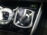 インパネシフトで、操作性・視認性もバッチリです。