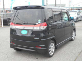 県外のお客様との取引実績もありますので、登録納車等ご相談頂ければ対応可能です。まず、営業担当までご連絡下さい。