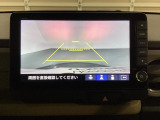 バックでの車庫入れも安心です! リアカメラが付いているバックモニター付のナビを装備しております。操作線もついており距離感も画面から確認できます。