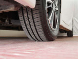 新品のタイヤに交換済みです。
