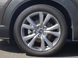 純正のアルミホイール!足元までカッコよく決まってます!!