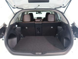 広々としたラゲージスペースを備えています。大きなものや長さのある荷物もしっかりと積み込めます。