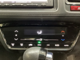 オートエアコンがついてますので、お好みの温度をセットするだけで風の強さや風量を自動で調整します。スイッチも簡単操作で快適に過ごせます。