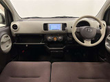 シンプルな装備で運転がしやすい!車内はキレイに使用されています!クルマ、ナビ、点検記録簿すべて欠品となっております。
