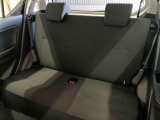 後部座席です。座り心地も足元もゆったり♪♪