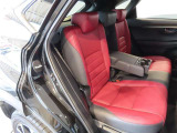 ゆとりある広々とした車内空間は、ドライブを始め買い物やレジャーなど、幅広く活躍します。一人でもみんなとでもお出かけを楽しみましょう!